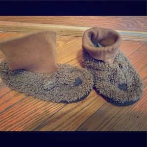 GAP Toddler Teddy Bear Slippers